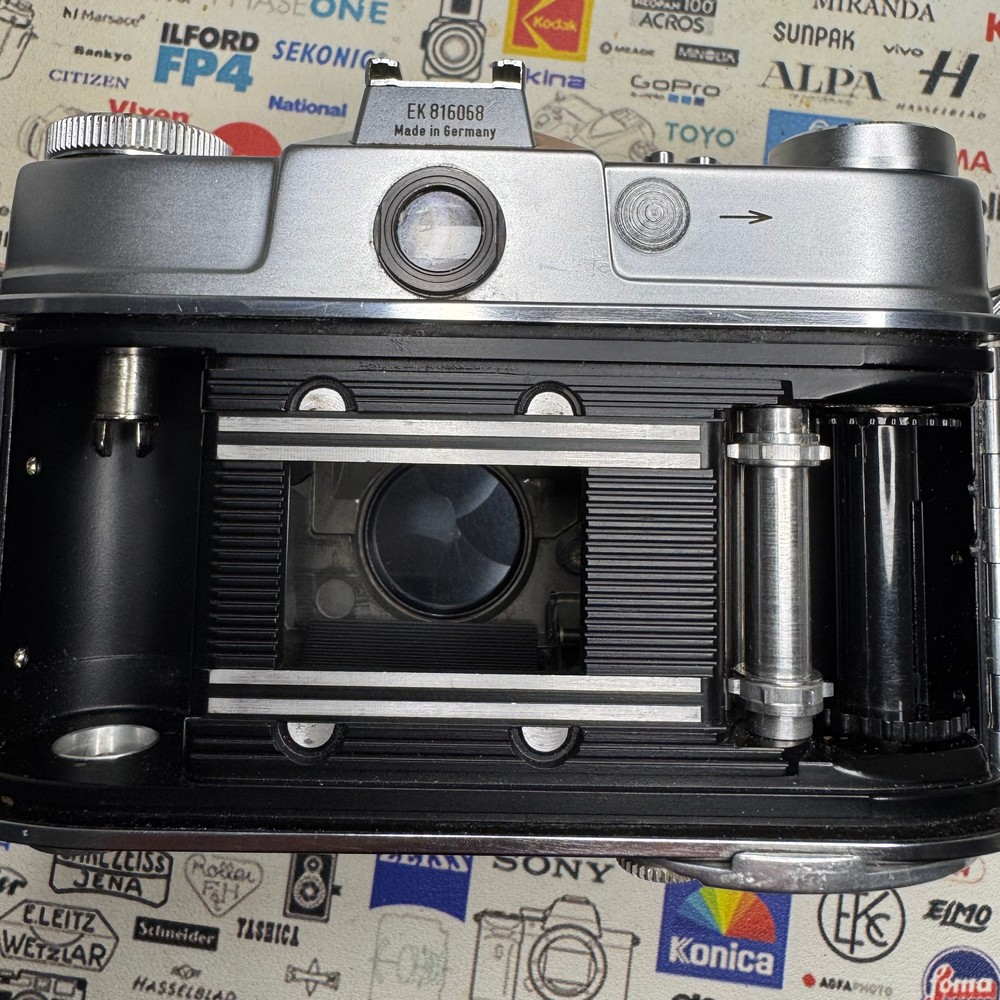 [Product=Camera][Brand=Kodak][Model=Retina Reflex S][SN=EK 816068][Date=20250312][MD5=42b03d417dde73b03f75f38514453efc].jpg