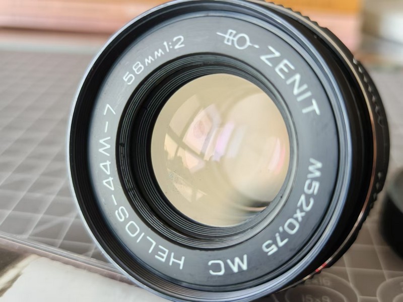 [Product=Lens][Brand=ZENIT][Model=HELIOS-44M-7][FocalLength=58][MaxAPT=2][Mount=M42][Frame=135][Date=20250322][MD5=eded5644cb69fd3066473a9279e53c07].jpg