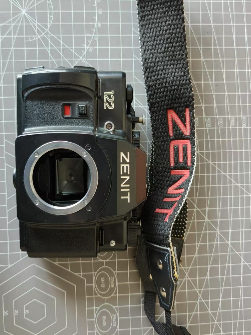 [Product=Camera][Brand=ZENIT][Model=122][SN=91057170][Date=20250322][MD5=992810f20ec0923de5272cfa63b52e62].jpg