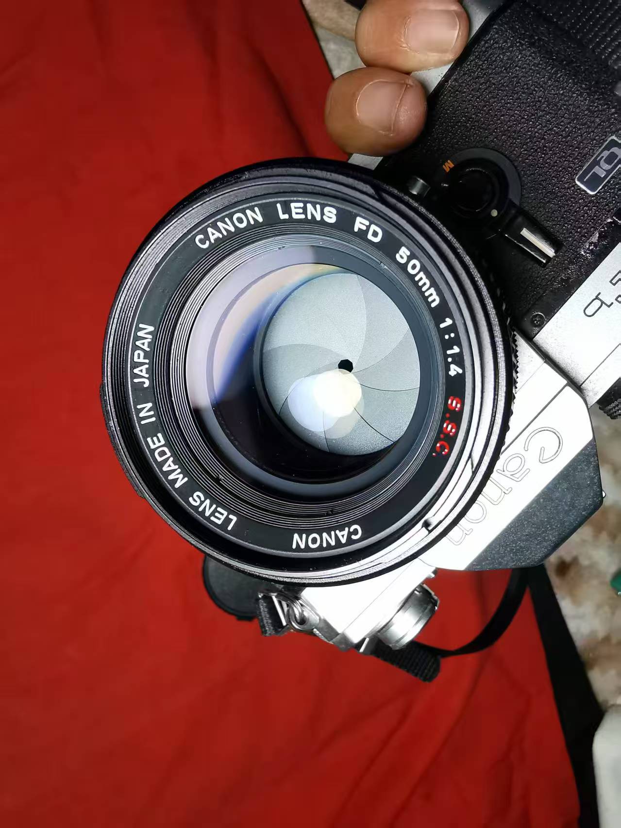 [Product=Lens][Brand=Canon][Model=FD 50mm F1.4 S.S.C.][FocalLength=50][MaxAPT=1.4][SN=Q1013][Frame=135][Date=20250329][MD5=a19b8adb2e9a2df19b589f2e64ba92e6].jpg