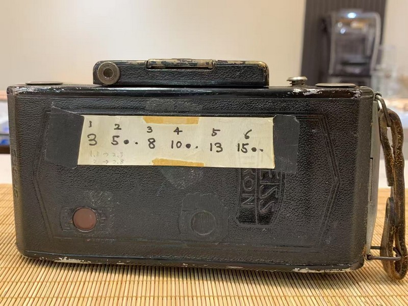 [Product=Camera][Brand=Zeiss Ikon][Model=Super Ikonta 530_15][Date=20250327][MD5=285c4510b7b468e32bb1fce6f2759f16].jpg