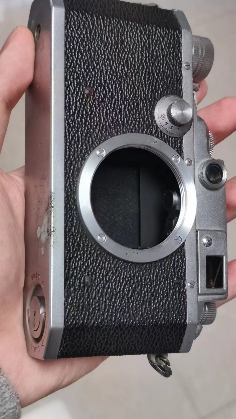 561b5c7f11953e74c1046038b125c8e.jpg