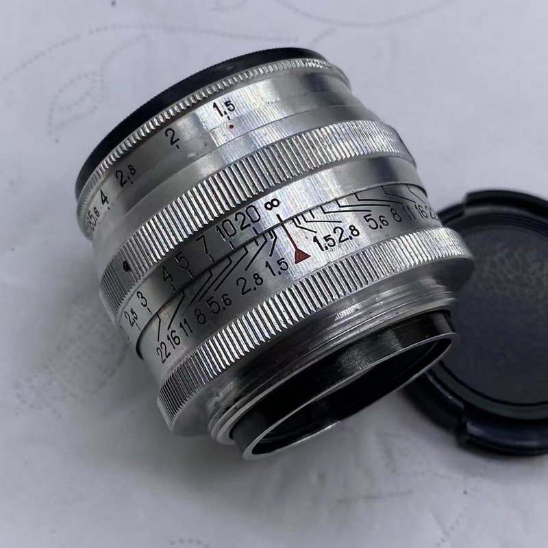 [Product=Lens][Brand=KMZ][Model=ЮПИТЕР-3][FocalLength=50][MaxAPT=1.5][Mount=L39][SN=5800501][Frame=135][Date=20250327][MD5=1bb1c7faee48ecf044a60a2da4c5b4da].jpg