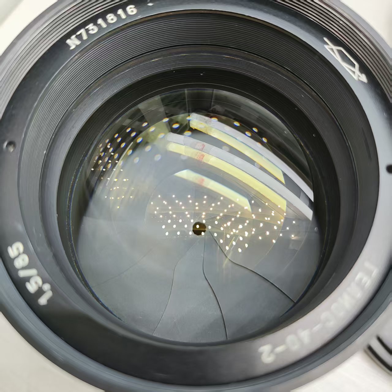 [Product=Lens][Brand=KMZ][Model=ГЕЛИОС-40-2][FocalLength=85][MaxAPT=1.5][Mount=M42][SN=731816][Frame=135][Date=20250412][MD5=84eb2abbc3c313fb69feb6f592718b57].jpg