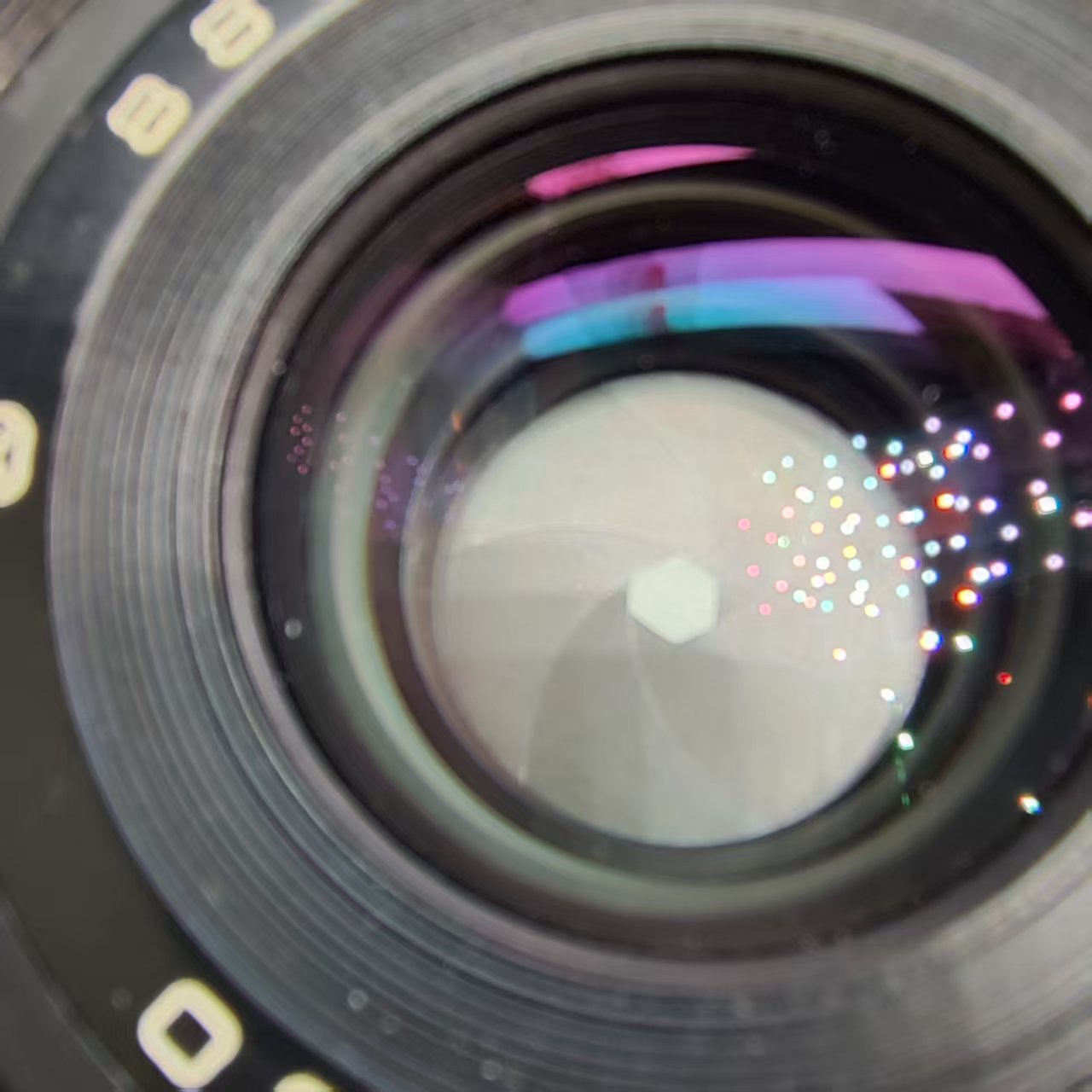 [Product=Lens][Brand=KMZ][Model=MC ВОЛНА-3 80mm F2.8][FocalLength=80][MaxAPT=2.8][SN=8802217][Frame=120][Date=20250413][MD5=8a5fc00ec9e3fc4c238081bace04a773].jpg