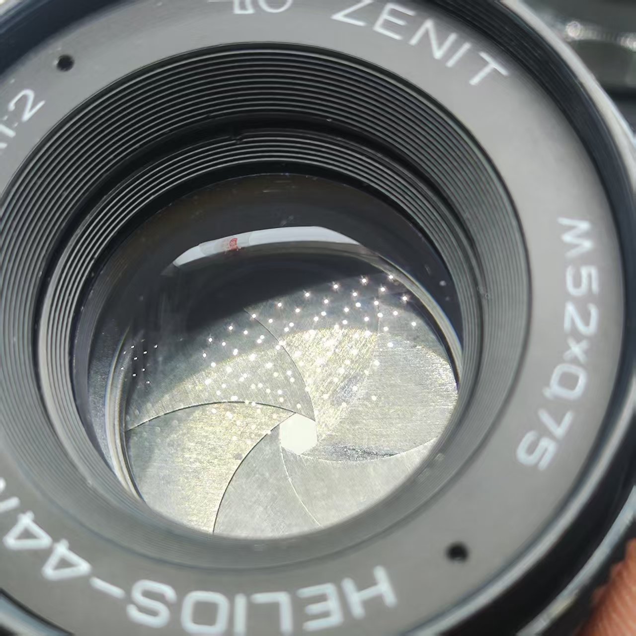 [Product=Lens][Brand=ZENIT][Model=HELIOS-44M-4][FocalLength=58][MaxAPT=2][Mount=M42][SN=89279439][Frame=135][Date=20250418][MD5=85c8370a1049f9a890d1f761d39e211b].jpg