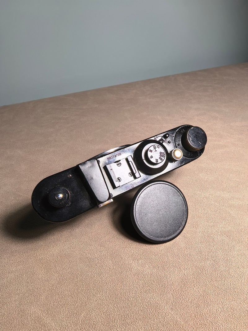 [Product=Camera][Brand=Leica][Model=Standard][SN=278705][Date=20250420][MD5=19399390df74de7950eac6c3d379e0e6].jpg