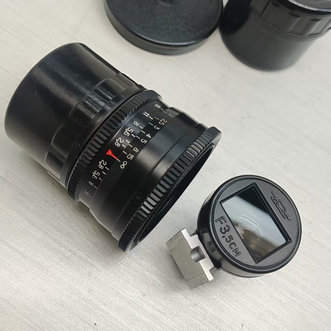 [Product=Lens][Brand=KMZ][Model=JUPITER-12][FocalLength=35][MaxAPT=2.8][Mount=L39][SN=8843411][Frame=135][Date=20250424][MD5=2d5ae39bb6457209d5dc86f7087d3490].jpg