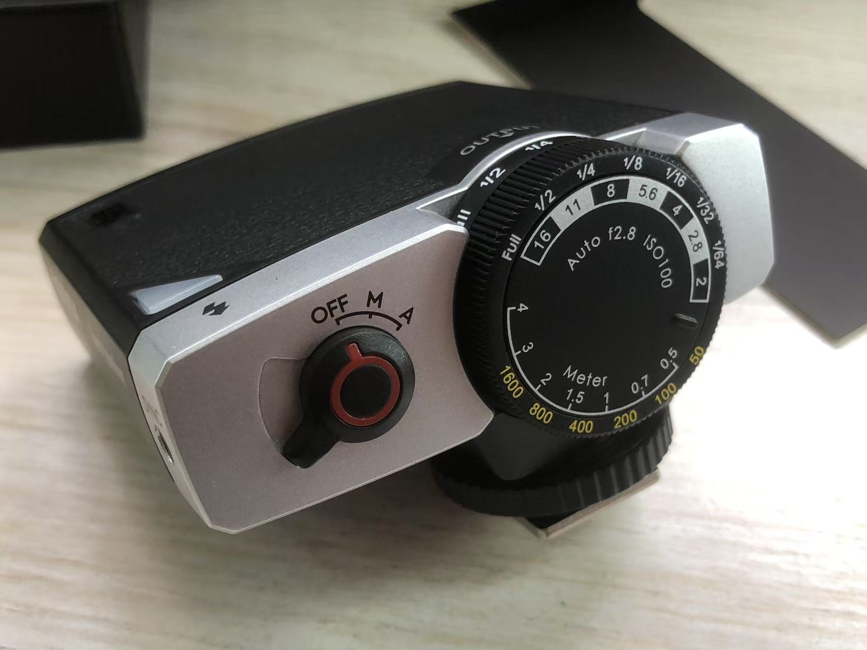 [Product=Flash][Brand=Godox][Model=Lux Junior][SN=M24C103163][Date=20250502][MD5=e1a240b4490e00dafdb7e3cdf9b0ae05].jpg