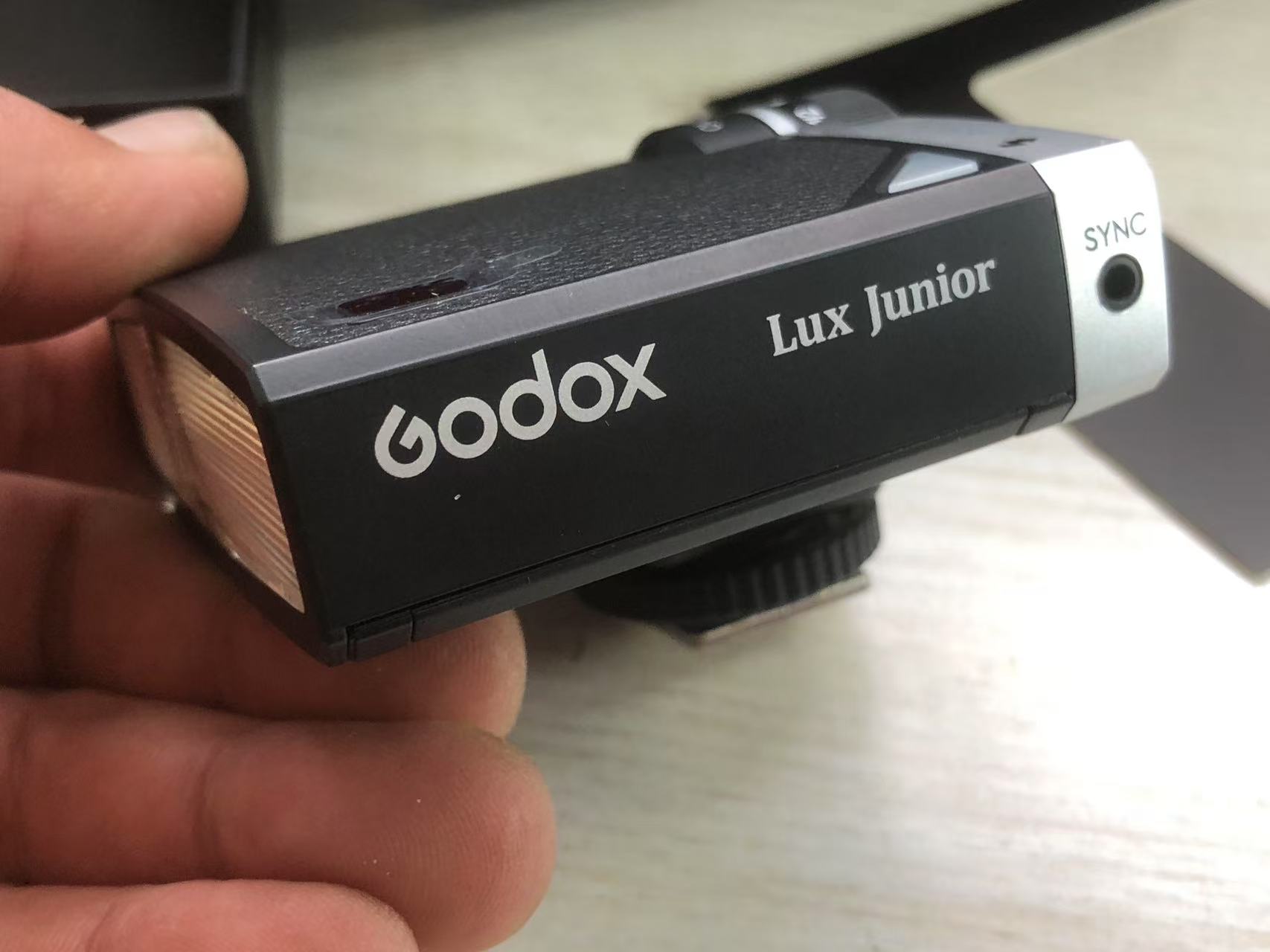 [Product=Flash][Brand=Godox][Model=Lux Junior][SN=M24C103163][Date=20250502][MD5=ecbc677699b42a47ca267a7ef0f944fb].jpg