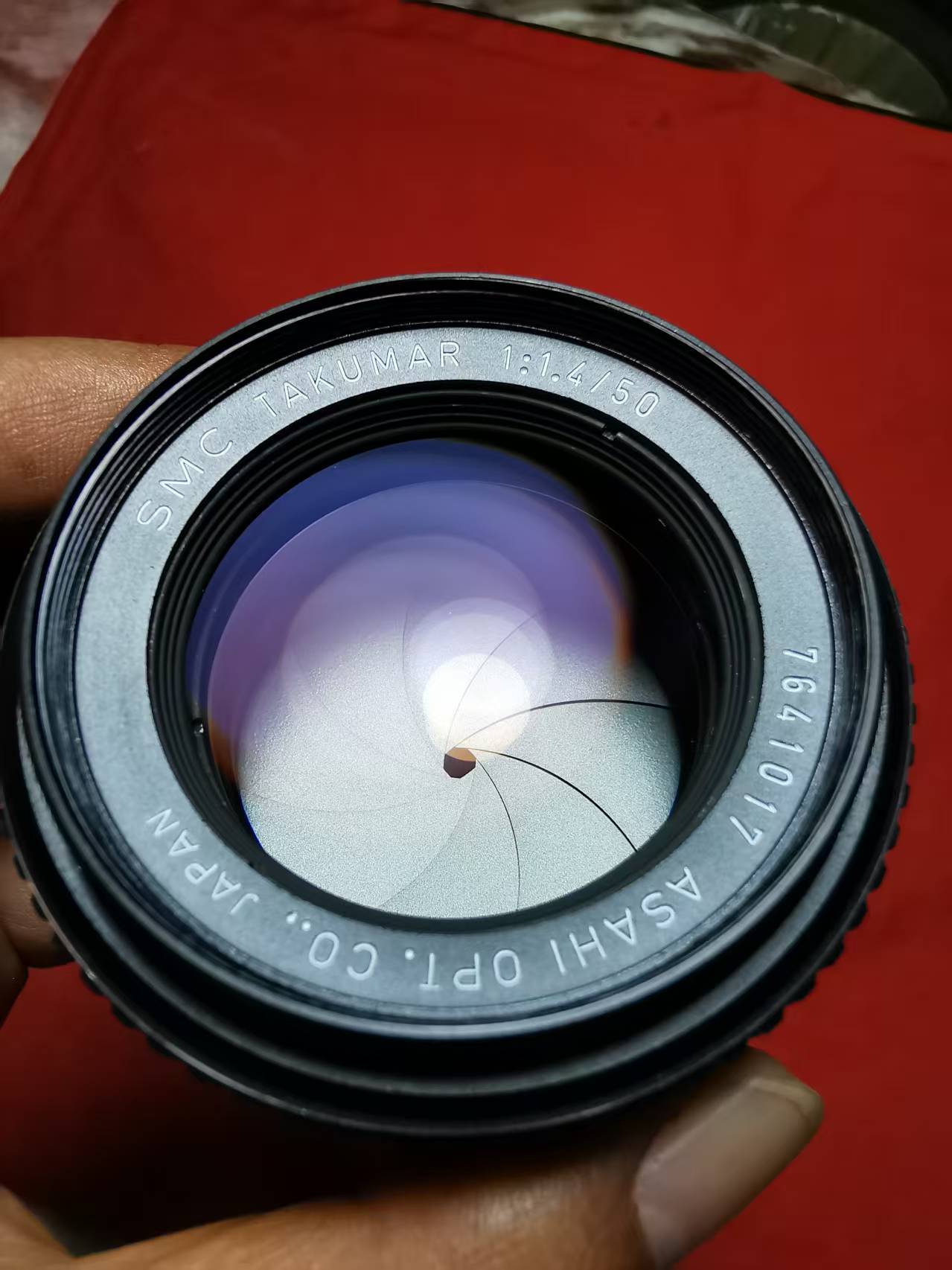 [Product=Lens][Brand=Pentax][Model=SMC TAKUMAR 50mm F1.4][FocalLength=50][MaxAPT=1.4][Mount=M42][SN=7641017][Frame=135][Date=20250503][MD5=12d227077961fc1be3aab2282d2519bf].jpg