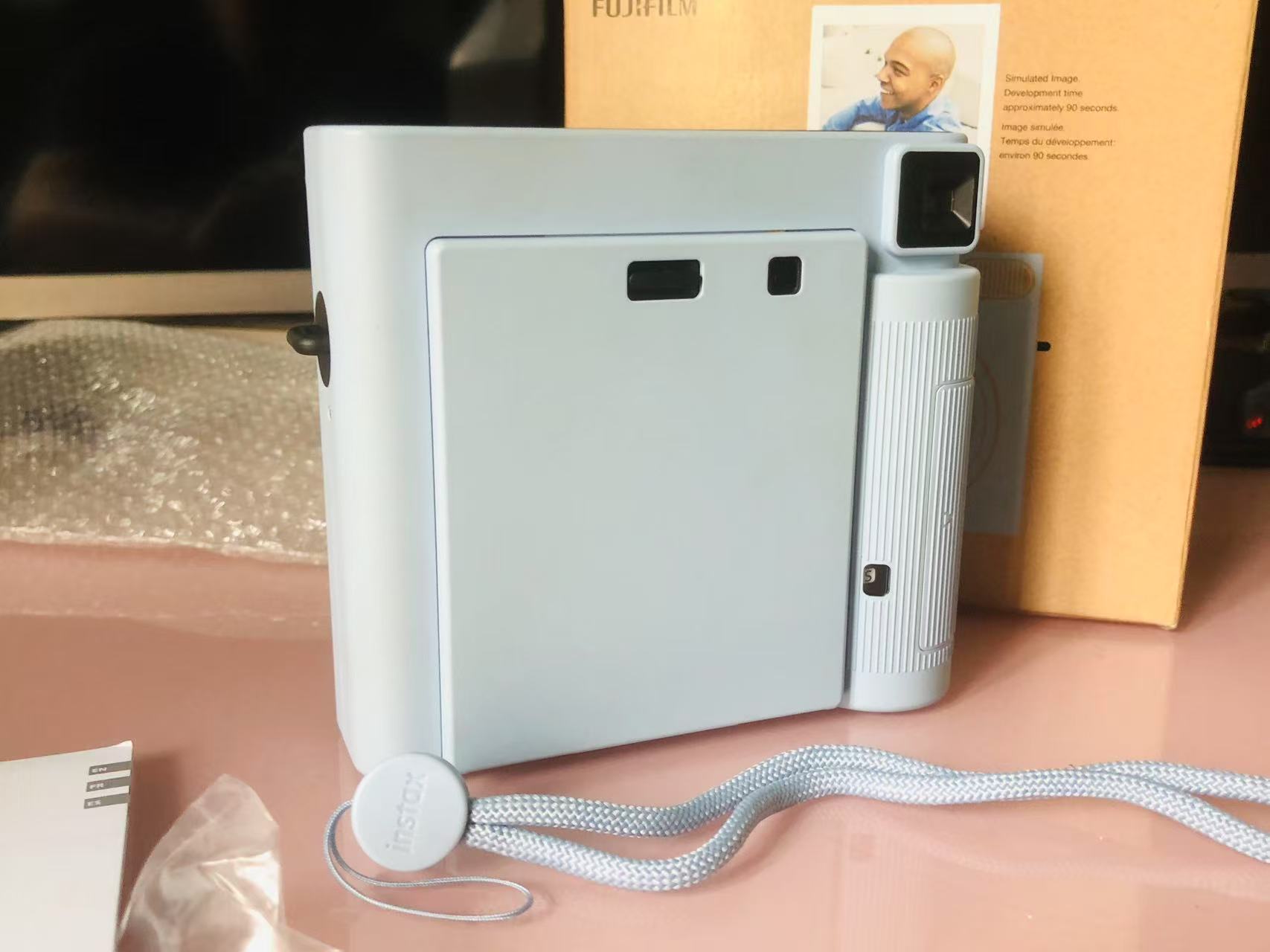 [Product=Camera][Brand=FUJIFILM][Model=instax SQUARE SQ 1][SN=A827766][Date=20250508][MD5=296d6dec5d6a3af94e19d9b84b1d0e26].jpg