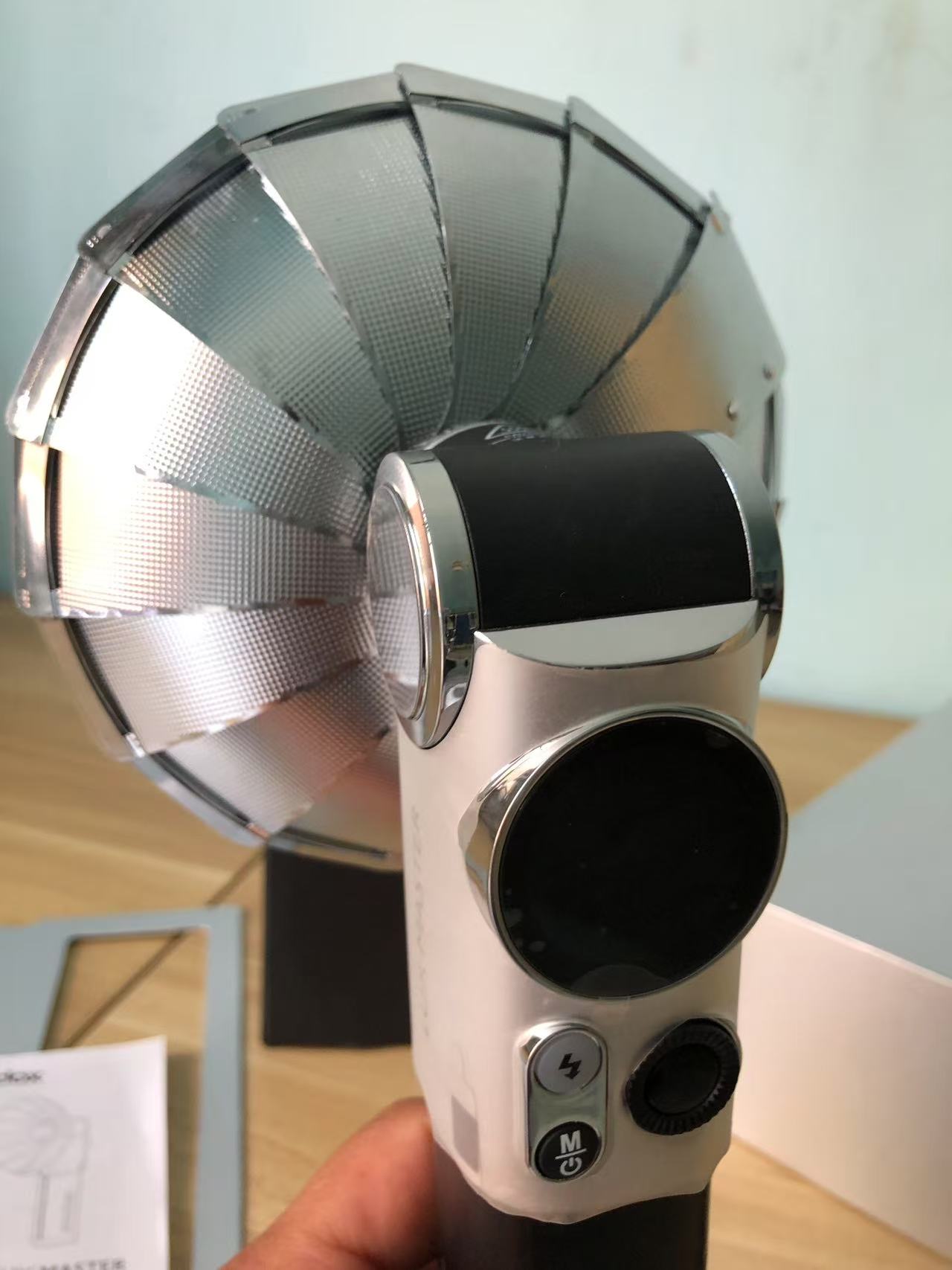 [Product=Flash][Brand=Godox][Model=Lux Master][Date=20250524][MD5=b3029d132a26299b5c85bc4994cd5200].jpg