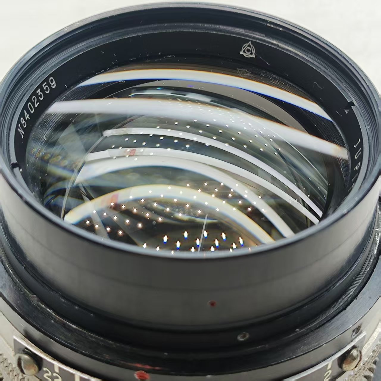 [Product=Lens][Brand=KMZ][Model=JUPITER-9 85mm F2][FocalLength=85][MaxAPT=2][SN=8402359][Frame=135][Date=20250524][MD5=8070977e8246c8d4c4c246e901eb2046].jpg