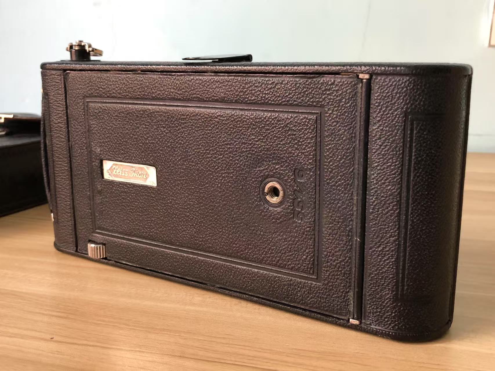 [Product=Camera][Brand=Zeiss Ikon][Model=Nixe 551_6][Date=20250525][MD5=a9f512921e3839aa2e7d10b031938106].jpg