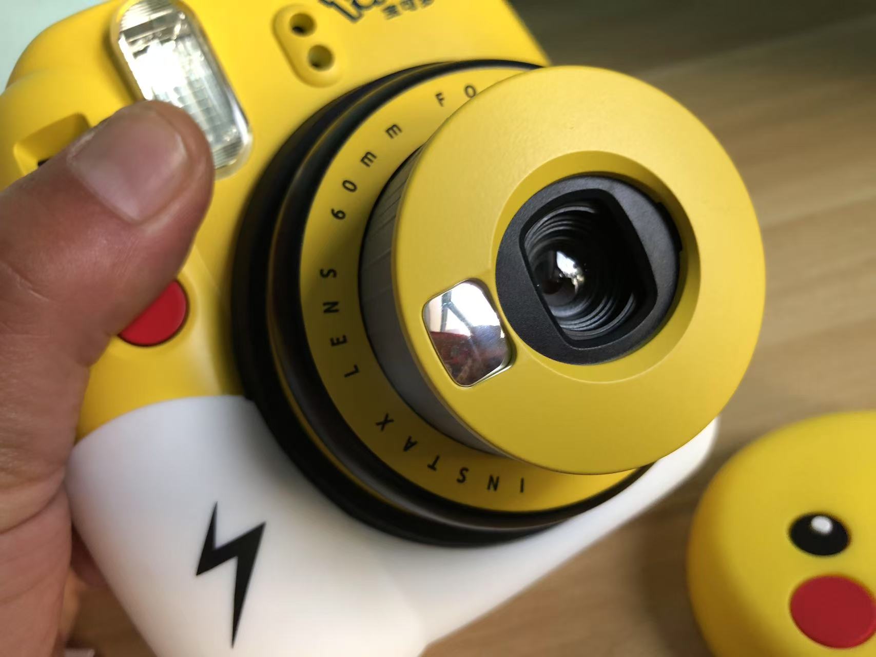 [Product=Camera][Brand=FUJIFILM][Model=instax mini 9 pokemon][Date=20250527][MD5=f9c8fb8d53b06640b56d776ff1065081].jpg