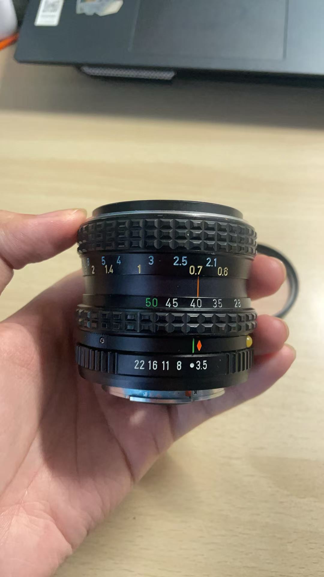 [Product=Lens][Brand=Pentax][Model=smc PENTAX-M ZOOM 28-50mm F3.5-4.5][FocalLength=28-50][MaxAPT=3.5-4.5][Mount=PK][SN=6749361][Frame=135][Date=20250527][MD5=edbcda35a834fe94f0257c4265743df5].jpg