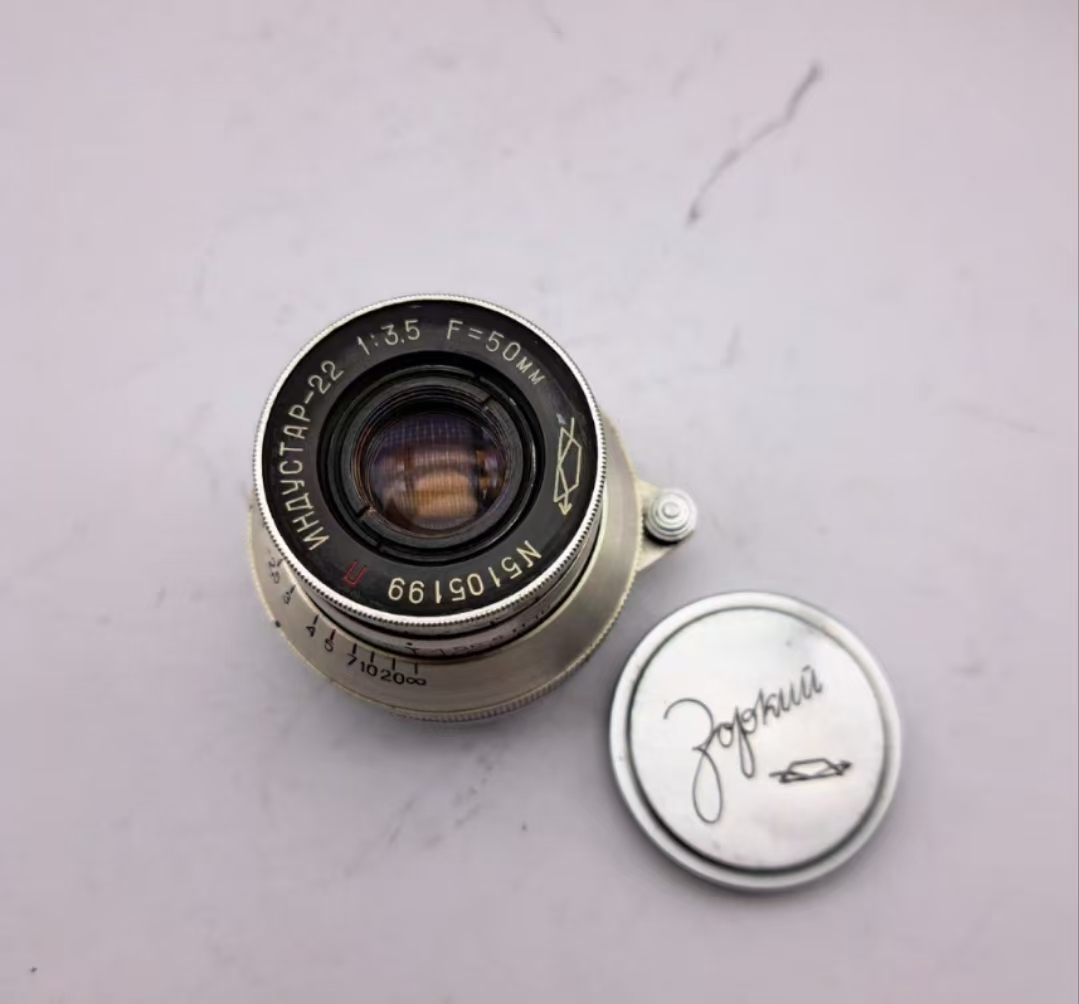 [Product=Lens][Brand=KMZ][Model=ИНДУСТАР-22][FocalLength=50][MaxAPT=3.5][Mount=L39][SN=5105199][Frame=135][Date=20250527][MD5=8c155003d73d056cf116d8a5ee3f2cb9].jpg
