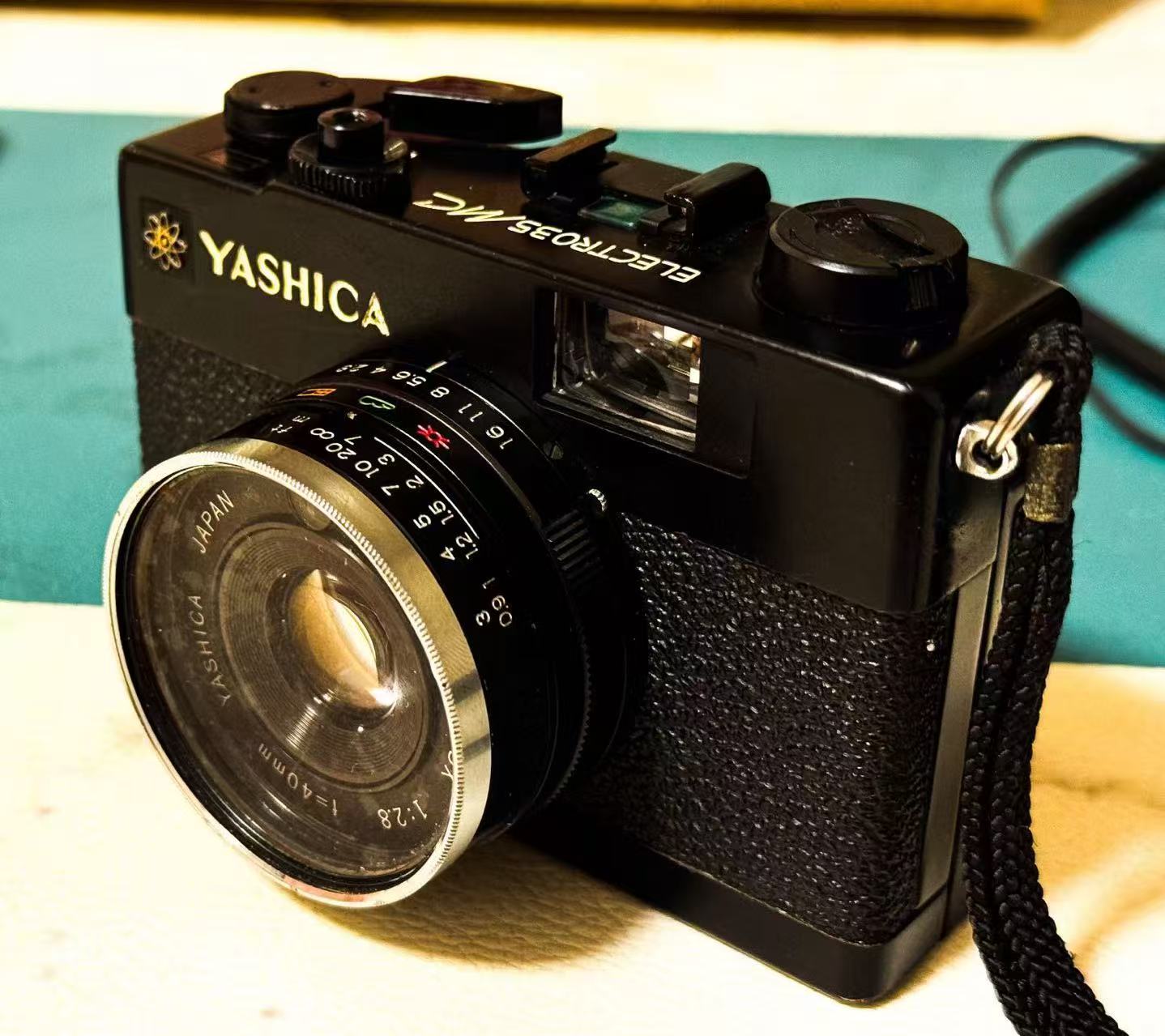 [Product=Camera][Brand=YASHICA][Model=ELECTRO35MC][Date=20250527][MD5=511527f3c7f89e3f63e521323c2cd76a].jpg