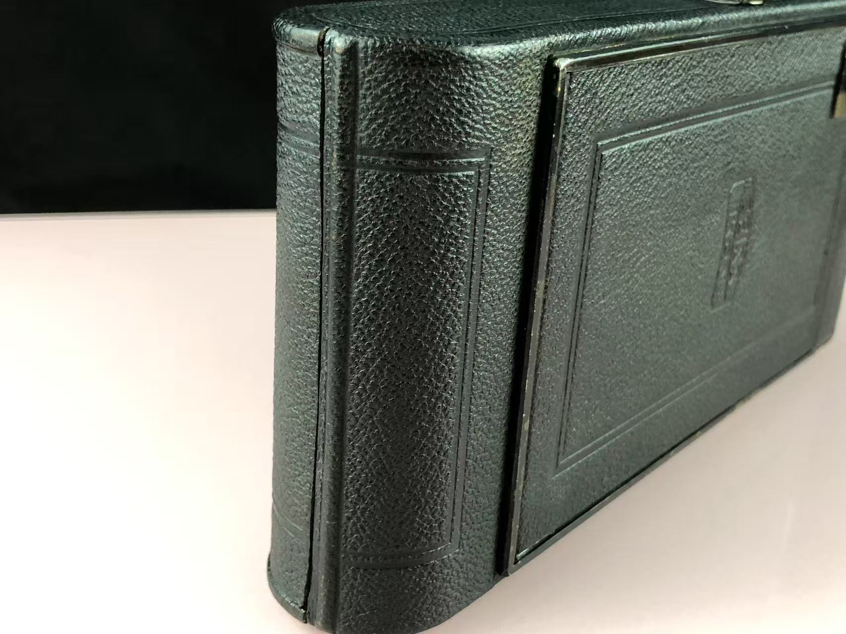 [Product=Camera][Brand=Zeiss Ikon][Model=Nixe 595_1][Date=20250526][MD5=2a41b30e9ce09bbbc635f9c1b8cebe6a].jpg