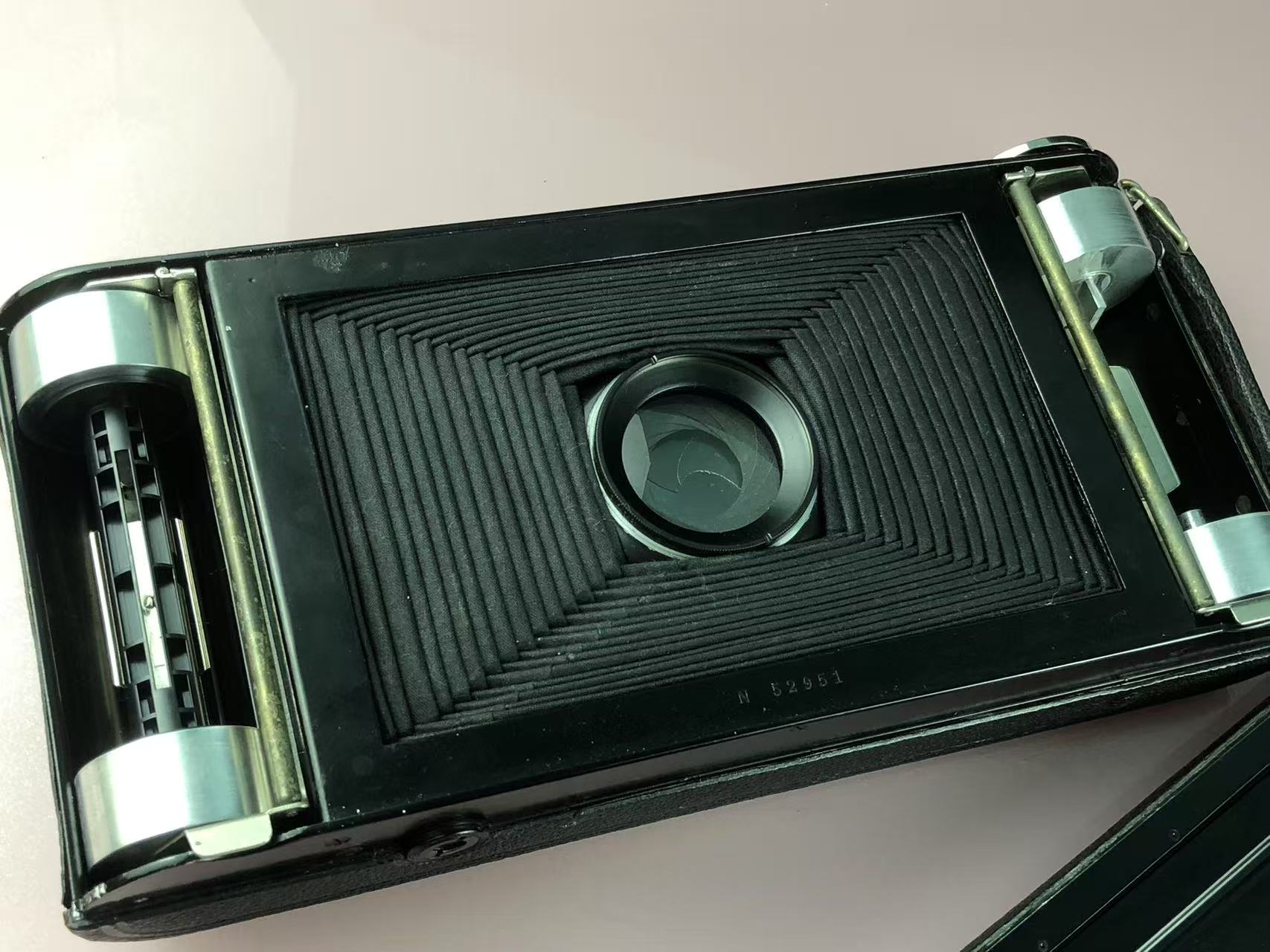 [Product=Camera][Brand=Zeiss Ikon][Model=Nixe 595_1][Date=20250526][MD5=b9d41c2eeabc1c8da5f3dc3200c11043].jpg