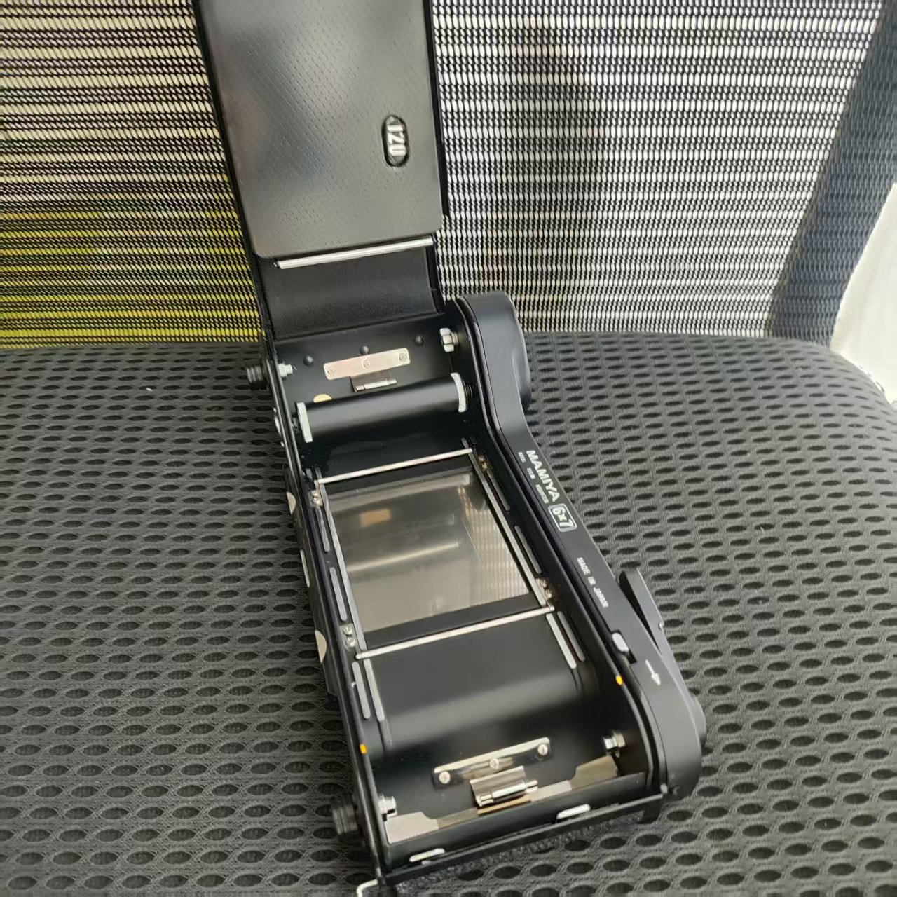 [Product=Film Holder][Brand=MAMIYA][Model=Roll Film Adapter 6x7][Date=20250530][MD5=4b271b842c8f8573b9f0383c207a6481].jpg