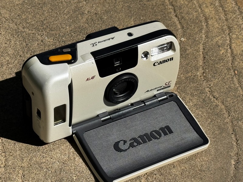 [Product=Camera][Brand=Canon][Model=Autoboy SE][SN=8050666][Date=20250528][MD5=83e1951e46dceee2a984f64e2c88e64b].jpg