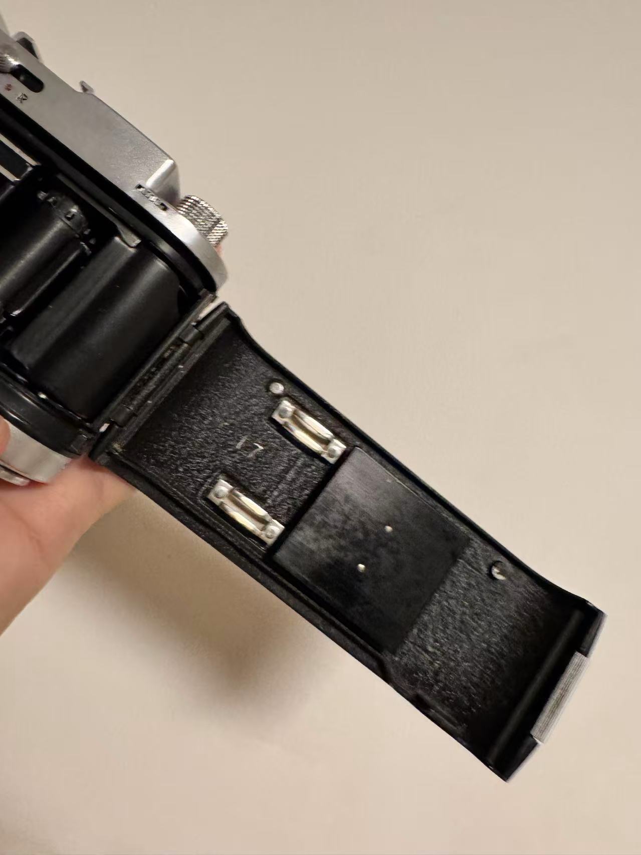 [Product=Camera][Brand=ROBOT ROYAL][Model=Mod. III][SN=6-127812][Date=202505030][MD5=acbe80cac2c7313deb1f0b15c4f86c4a].jpg