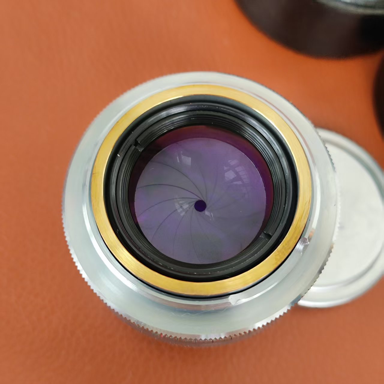 [Product=Lens][Brand=LOMOGRAPHY & ZENIT][Model=NEW JUPITER 3+][FocalLength=50][MaxAPT=1.5][Mount=L39][SN=00001296][Frame=135][Date=20250531][MD5=4d9e4c11d1b61c3a0ef7db7538d64953].jpg