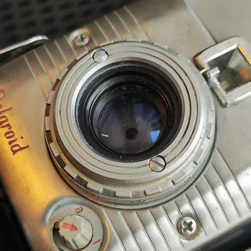 [Product=Camera][Brand=POLAROID][Model=Land CAMERA Model 80][Date=20250531][MD5=c24366320df1004f6eb2b1202caf99ca].jpg