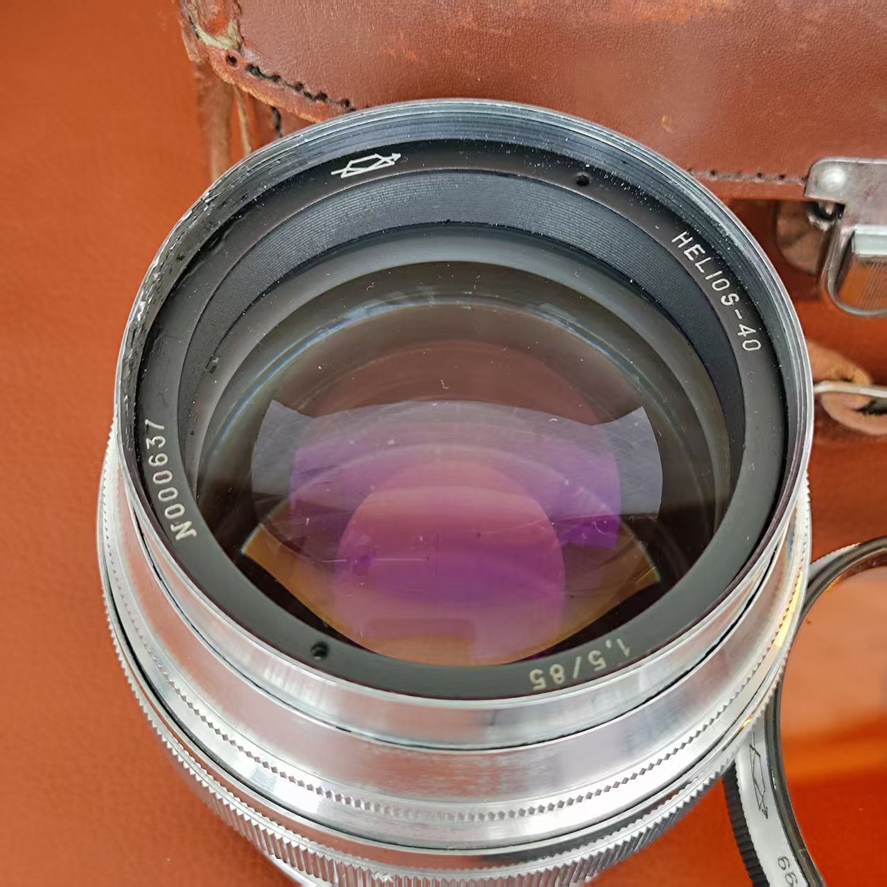 [Product=Lens][Brand=KMZ][Model=HELIOS-40][FocalLength=85][MaxAPT=1.5][Mount=M39][SN=000637][Frame=135][Date=20250601][MD5=61d55216c4bc4e98689d70f1070875e4].jpg