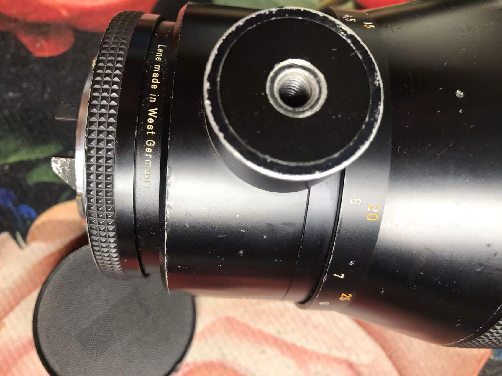 [Product=Lens][Brand=Carl Zeiss][Model=Tele-Tessar 300mm F4][FocalLength=300][MaxAPT=4][SN=5991832][Date=20250602][MD5=e964f529f3619bd5688d0065533a7e25].jpg