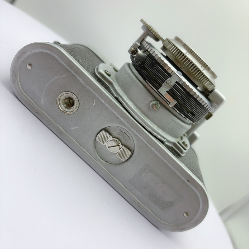 [Product=Camera][Brand=Kodak][Model=KODAK 35][Date=20250603][MD5=5bf4124106996d8b77358e3a9d367620].jpg