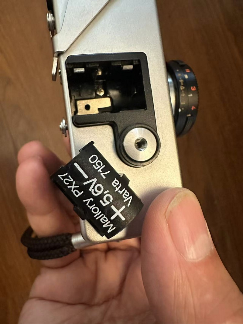 [Product=Camera][Brand=Rollei][Model=35 SE][Date=20250604][MD5=726bde49cde1b7e354e9b6507f5f3a6e].jpg