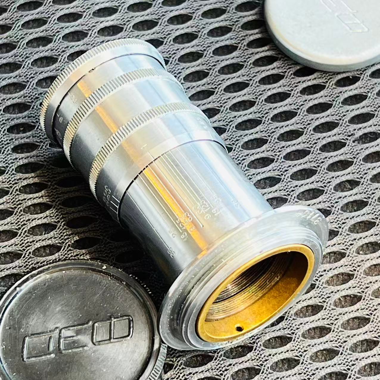 [Product=Lens][Model=фэд 100mm F6.3][FocalLength=100][MaxAPT=6.3][SN=37104][Date=20250612][MD5=b5f238eb18f661eee7486b9db0a01bda].jpg