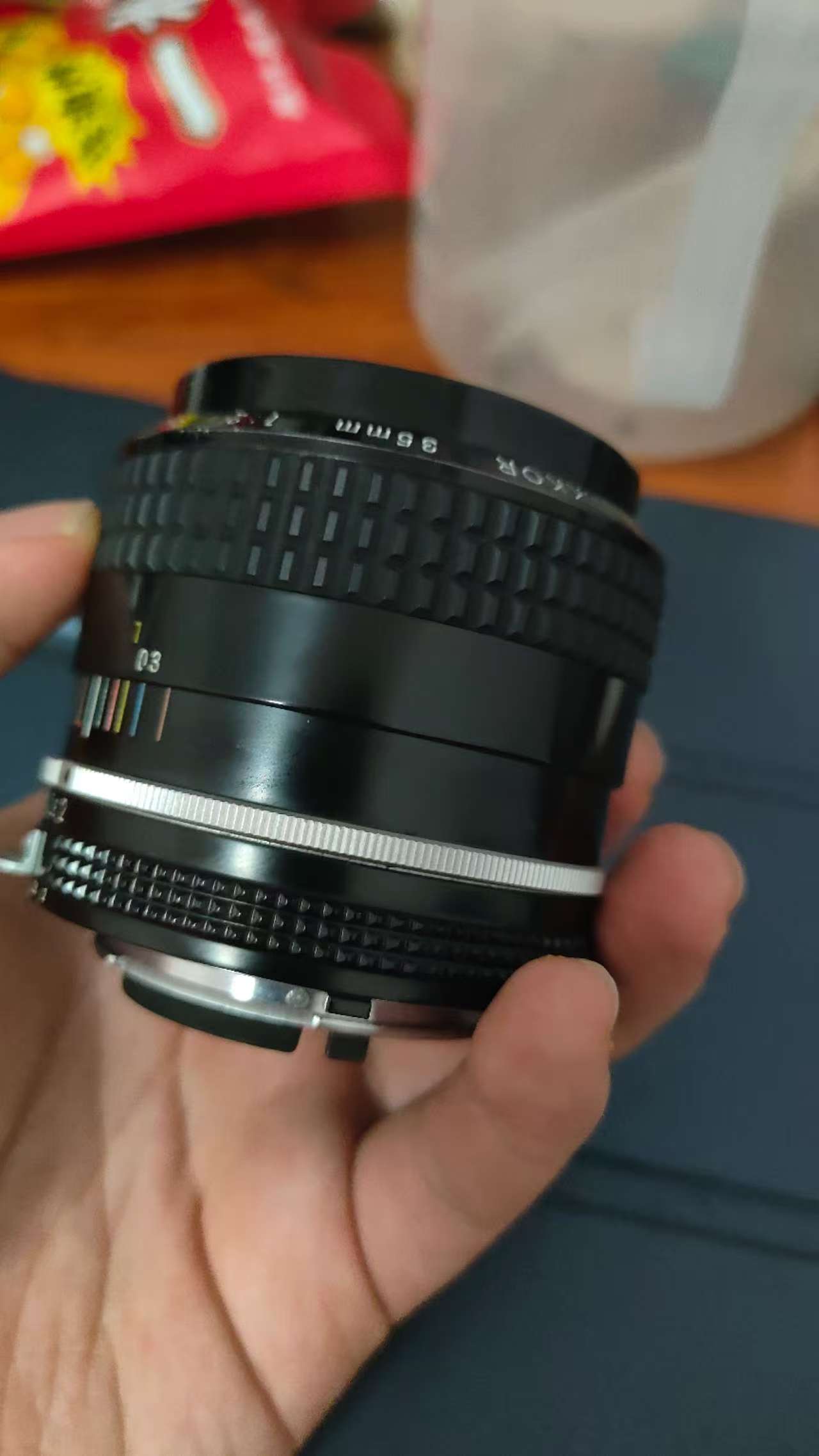 [Product=Lens][Brand=Nikon][Model=NIKKOR 35mm F2][FocalLength=35][MaxAPT=2][SN=947146][Frame=135][Date=20250613][MD5=bf885ada057191da26e7b24e596ee436].jpg