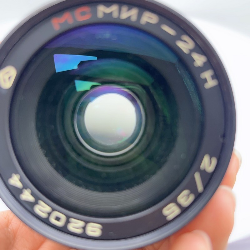 [Product=Lens][Brand=ZENIT][Model=MC МИР-24H][FocalLength=35][MaxAPT=2][Mount=M42][SN=920244][Frame=135][Date=20250613][MD5=37b1bda012e07639469bff732c6c27c2].jpg