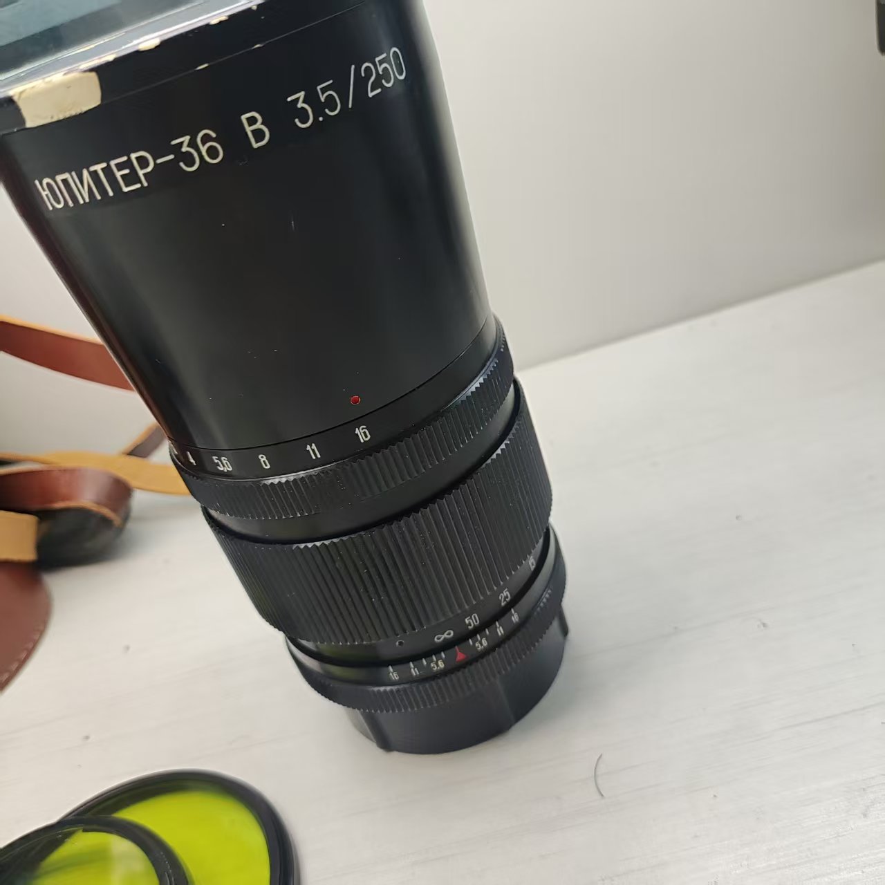 [Product=Lens][Brand=KMZ][Model=ЮПИТЕР-36 B][FocalLength=250][MaxAPT=3.5][Mount=P6][SN=740123][Frame=120][Date=20250613][MD5=61114fbf926e15da2a7f197ab4b4817e].jpg