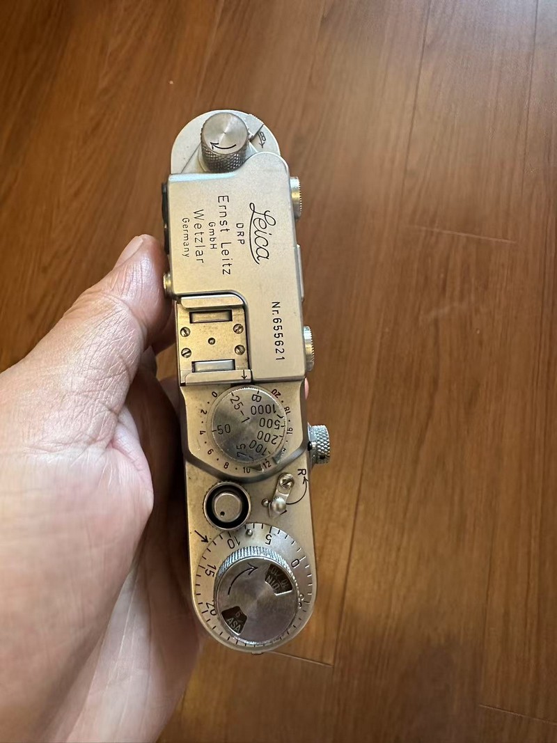 [Product=Camera][Brand=ERNST LEITZ WETZLAR][Model=Leica III f][SN=655621][Date=20250613][MD5=7afa7fd4bd11c115272ed2a636475050].jpg