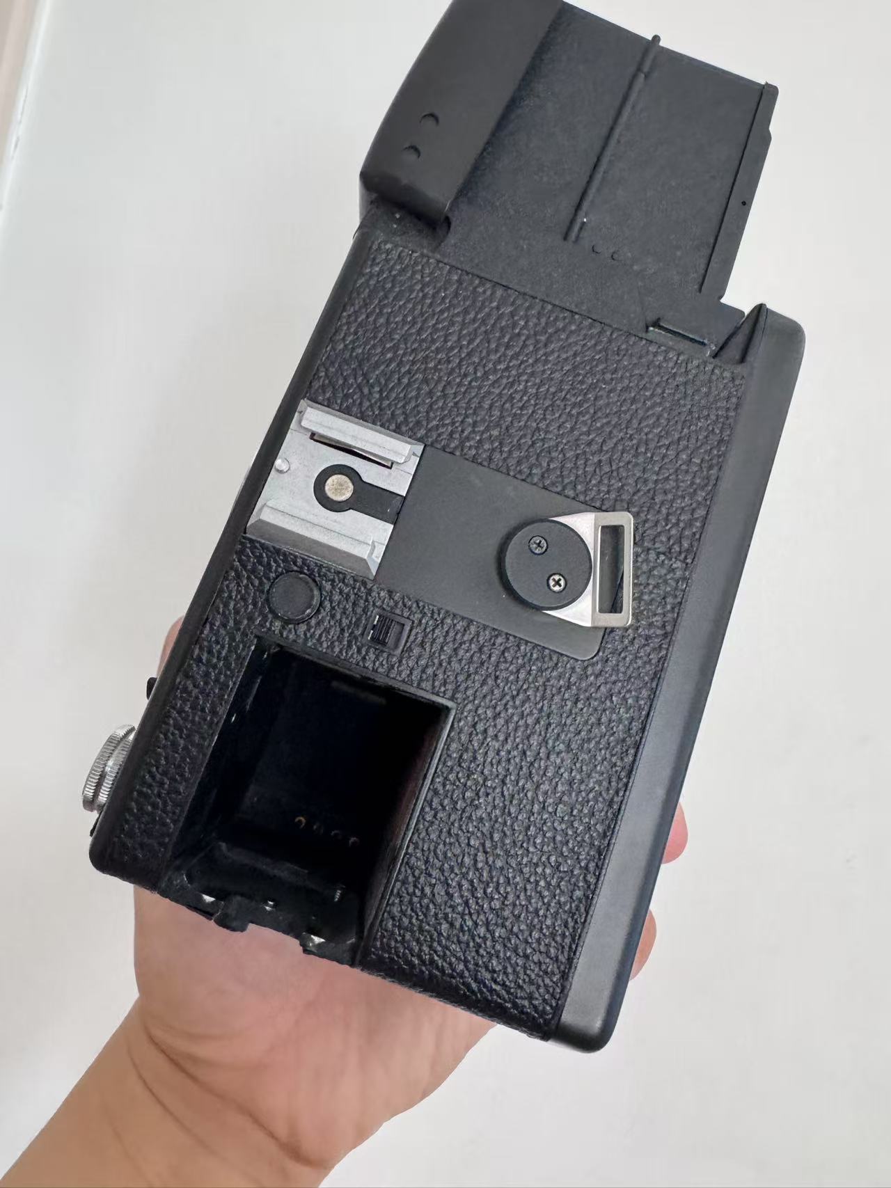 [Product=Camera][Brand=Rollei][Model=Rolleiflex SLX][Date=20250613][MD5=244a855507e4d289b23aef4d19f00de7].jpg