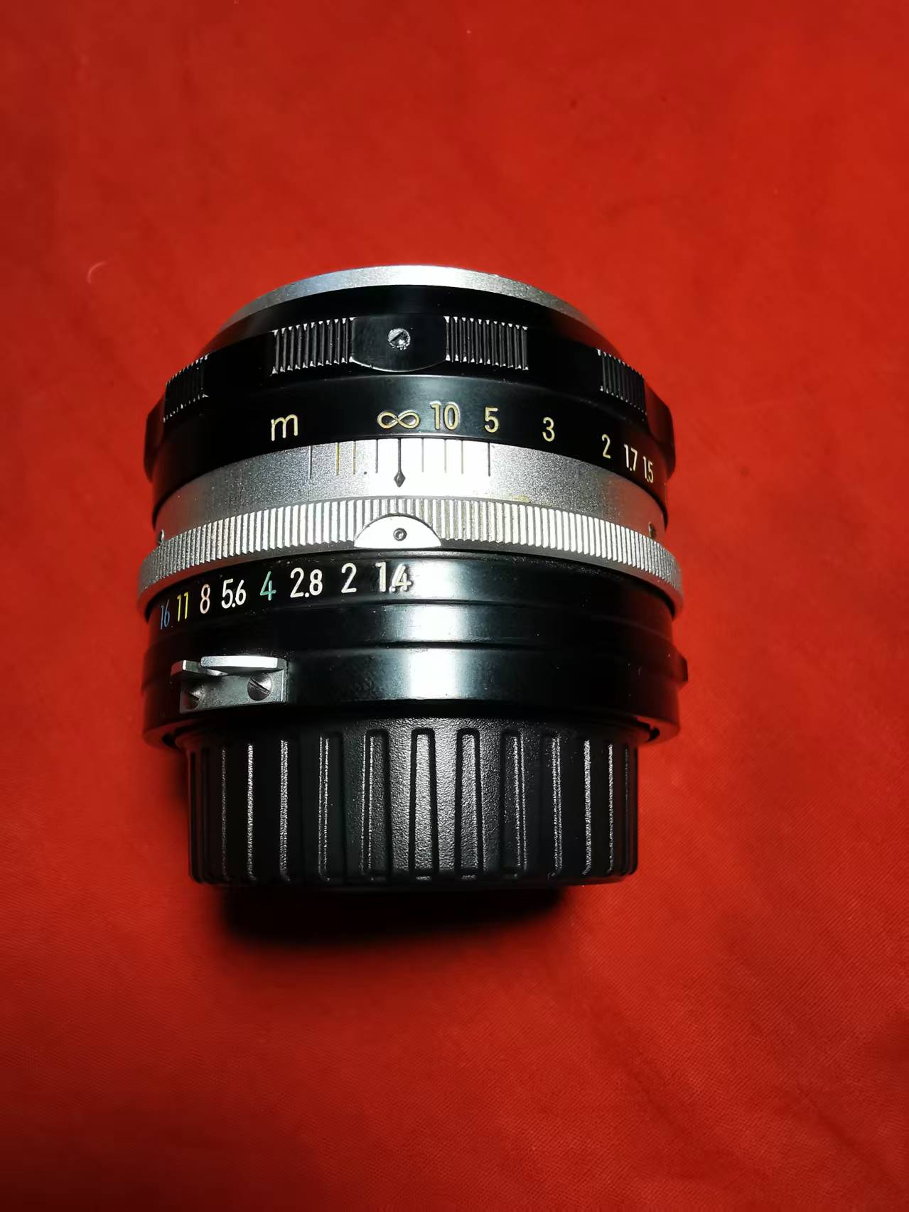 [Product=Lens][Brand=Nippon Kogaku][Model=NIKKOR-S Auto 50mm F1.4][FocalLength=50][MaxAPT=1.4][SN=348125][Frame=135][Date=20250614][MD5=6cf3ec5d2ac3054089d0f3e466b90061].jpg