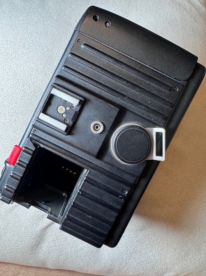 [Product=Camera][Brand=Rollei][Model=Rolleiflex 6002][SN=107230061][Date=20250616][MD5=8de60a28b6b2335bbb16e8979432b2a1].jpg