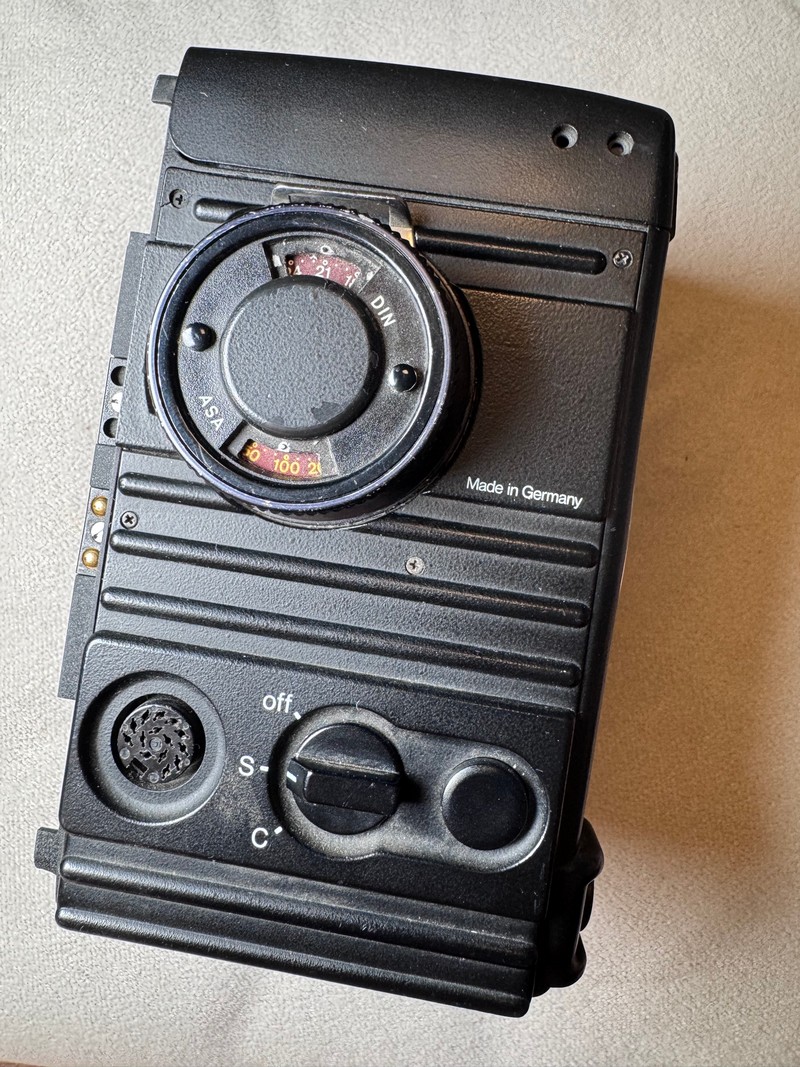 [Product=Camera][Brand=Rollei][Model=Rolleiflex 6002][SN=107230061][Date=20250616][MD5=ed1110b9c2bffbb4f1fc494e661db8d7].jpg