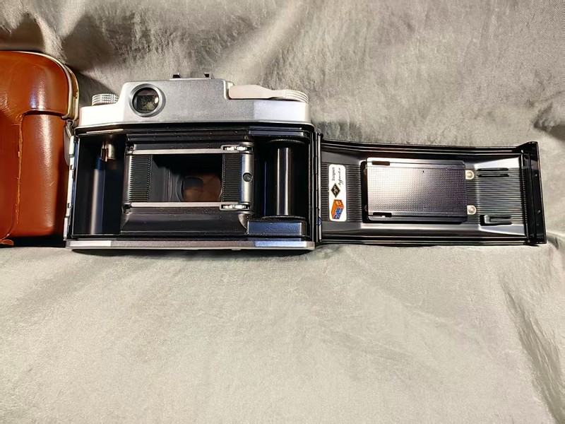 [Product=Camera][Brand=Agfa][Model=AMBI SILETTE][SN=XZ 3989][Date=20250623][MD5=367bc1db3504ec44637c12792f8b323d].jpg
