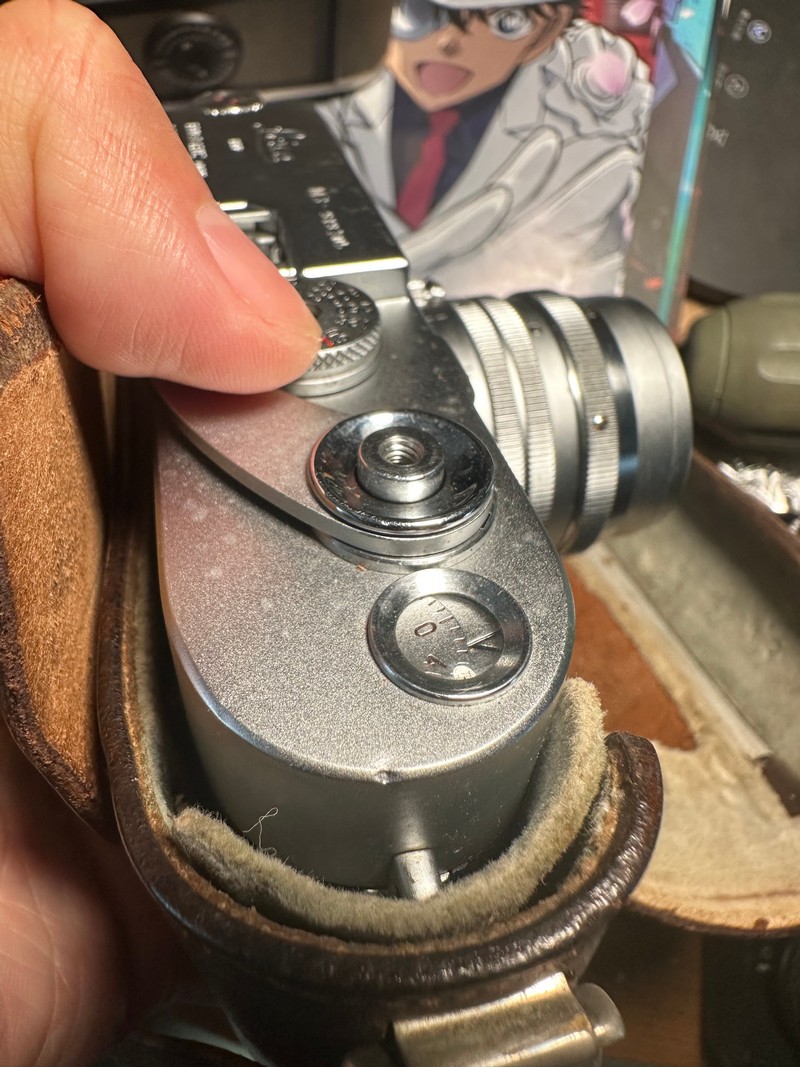 [Product=Camera][Brand=ERNST LEITZ WETZLAR][Model=Leica M3][SN=919705][Date=20250625][MD5=ac2c0dbac3c5e023ad7144cf6605ec67].jpg