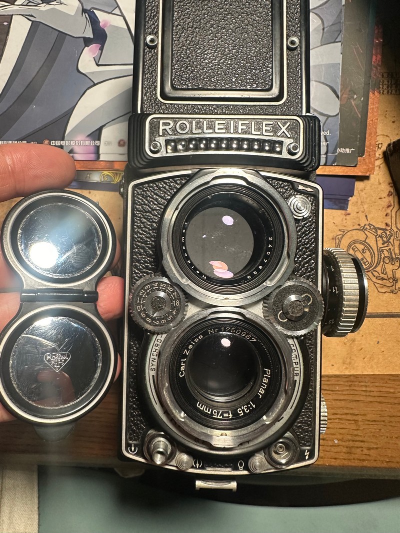 [Product=Camera][Brand=Rollei][Model=Rolleiflex 3.5E][Date=20250627][MD5=2406566529ba3599593ec2a60155cddd].jpg