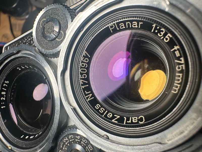 [Product=Camera][Brand=Rollei][Model=Rolleiflex 3.5E][Date=20250627][MD5=fa39c90cc0038691efff74749d10bc1a].jpg