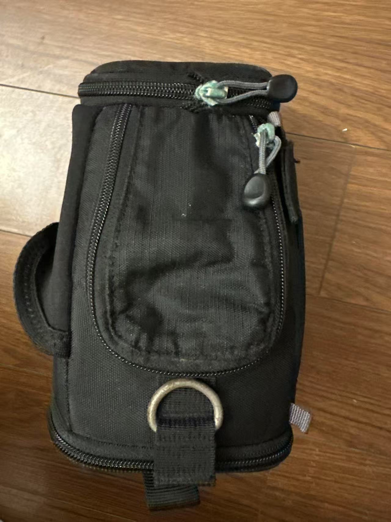 [Product=Lens][Brand=LEITZ CANADA][Model=ELMAR 65mm F3.5][FocalLength=65][MaxAPT=3.5][SN=1841919][Date=20250627][MD5=9a5ac4df64494d8e3cd72c4b4ded27fd].jpg