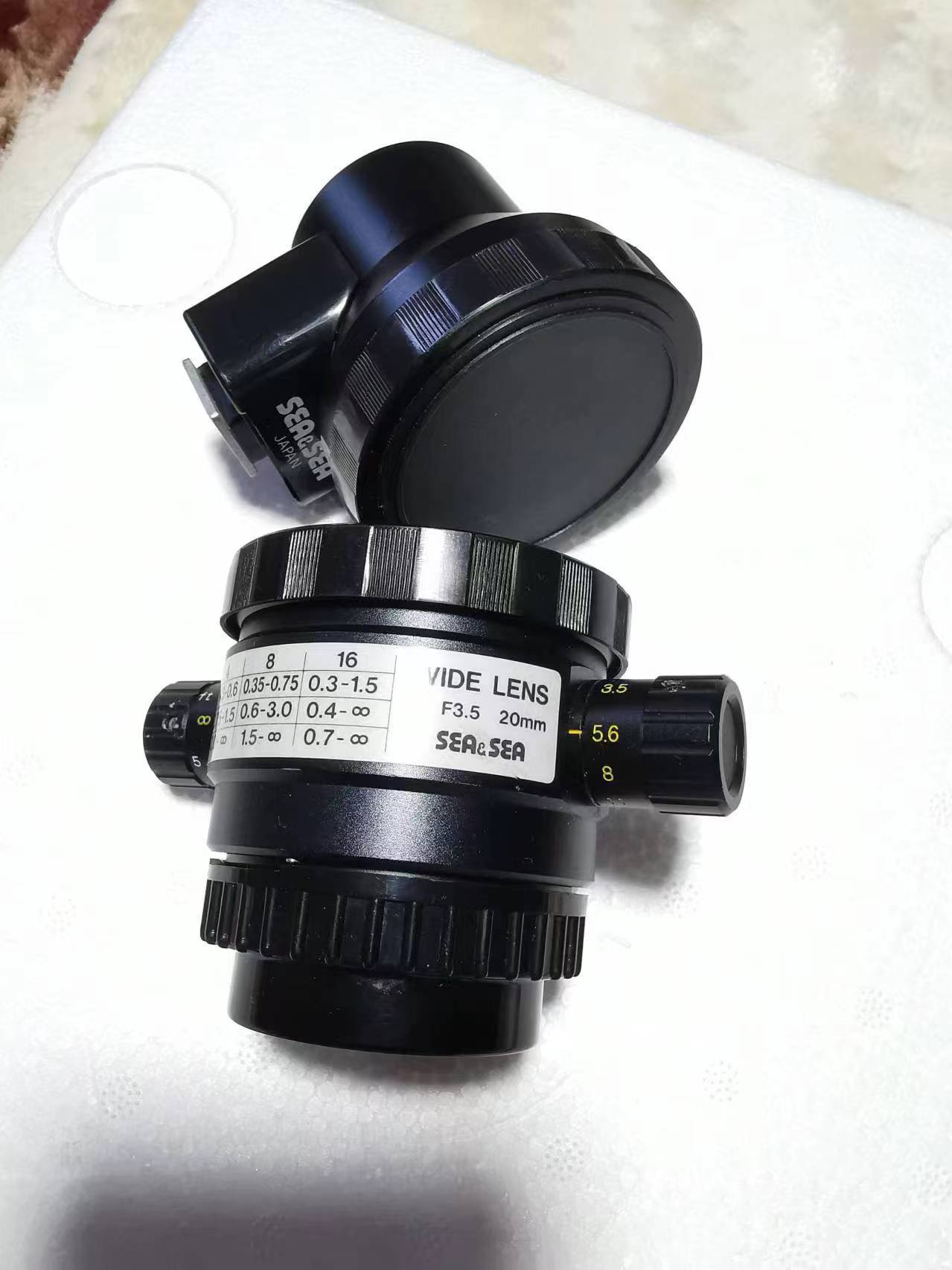 [Product=Lens][Brand=Sea&Sea][Model=Wide Lens 20mm F3.5][FocalLength=20][MaxAPT=3.5][Frame=135][Date=20240903][MD5=1916d350be85a6bffac49080f8e5df70].jpg