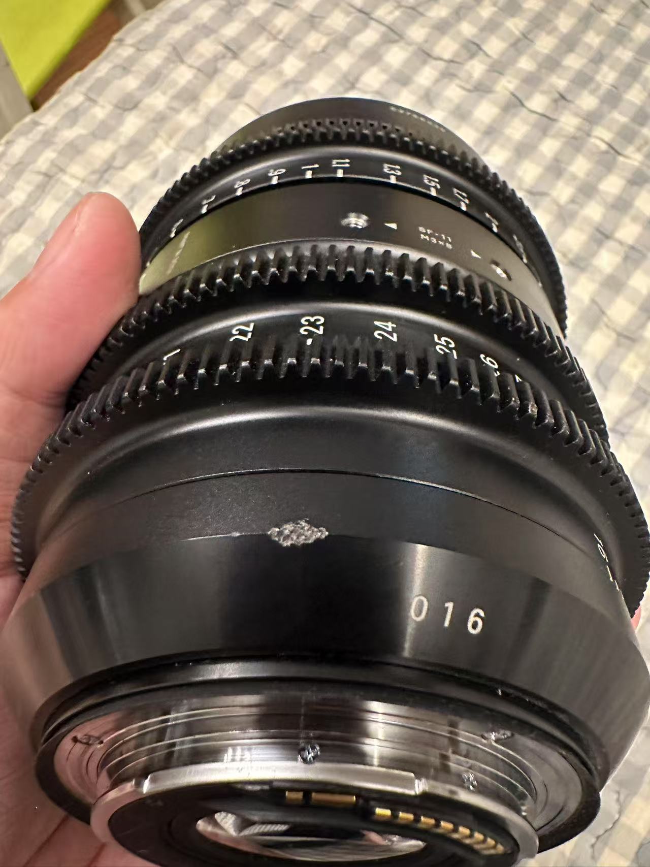 [Product=Lens][Brand=Sigma][Model=18-35 T2.0][FocalLength=18-35][MaxAPT=2][Mount=EF][SN=53769339][Date=2025707][MD5=e0fb99542524086392ba82b34fb009bc].jpg